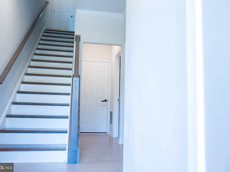 4841 Vista Green Ln — Photo 3