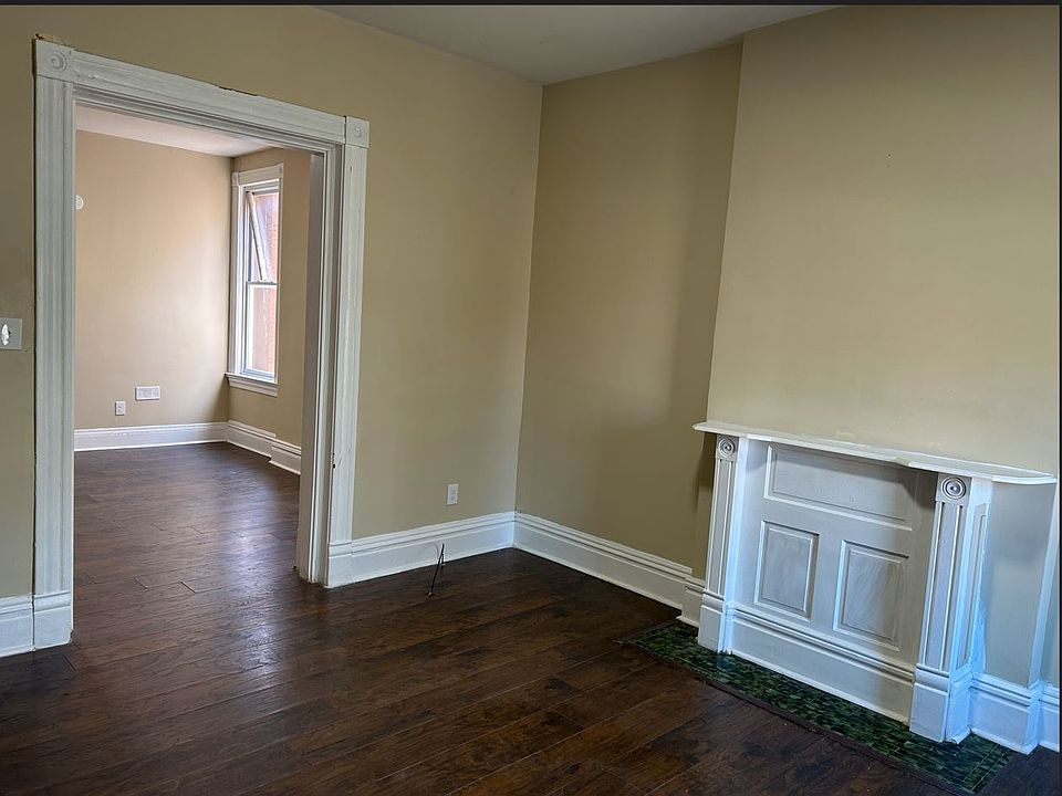1st image of 2918-2920 Keokuk St #1