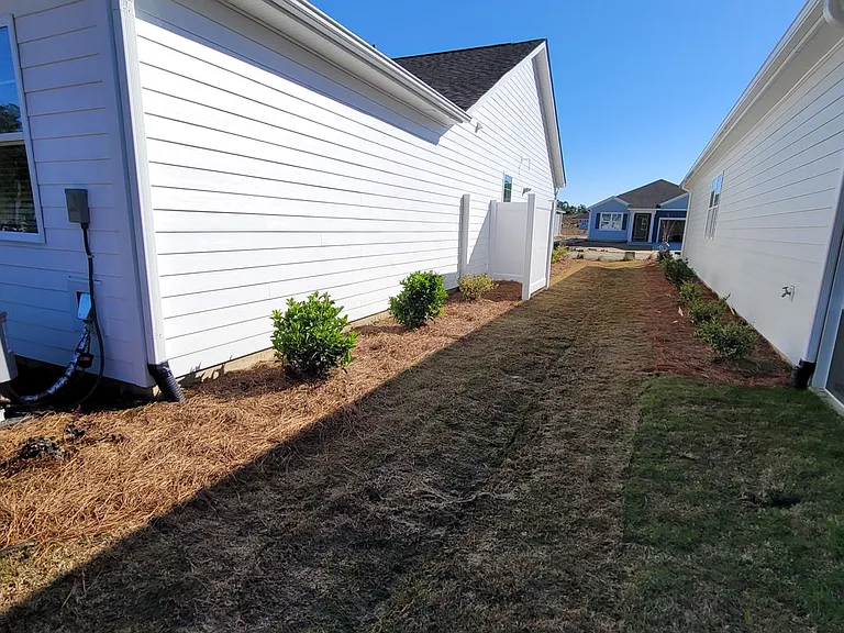7136 Foxhollow Ln — Photo 2