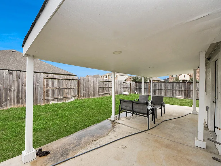 2610 Blue Abbott Dr — Photo 31