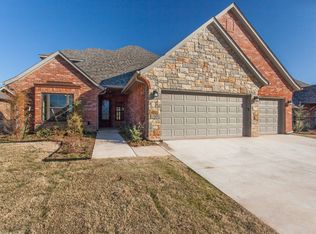 4624 Spectacular Bid Ave, Edmond, OK 73025