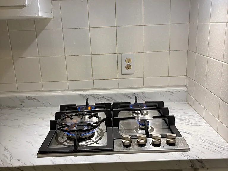 Newly installed cooktop & hood