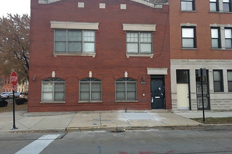 1st image of 2901 S Princeton Ave