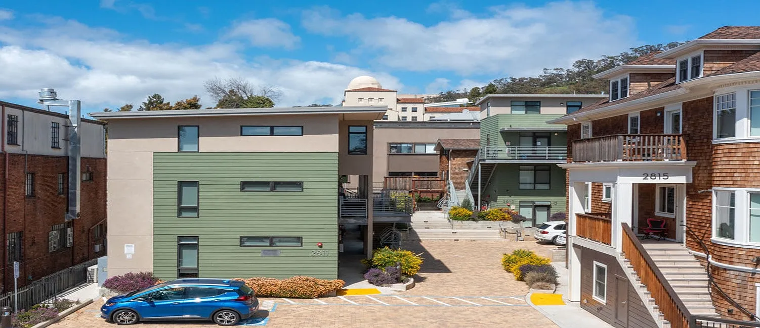 Vero Hills Apartments — Photo 2