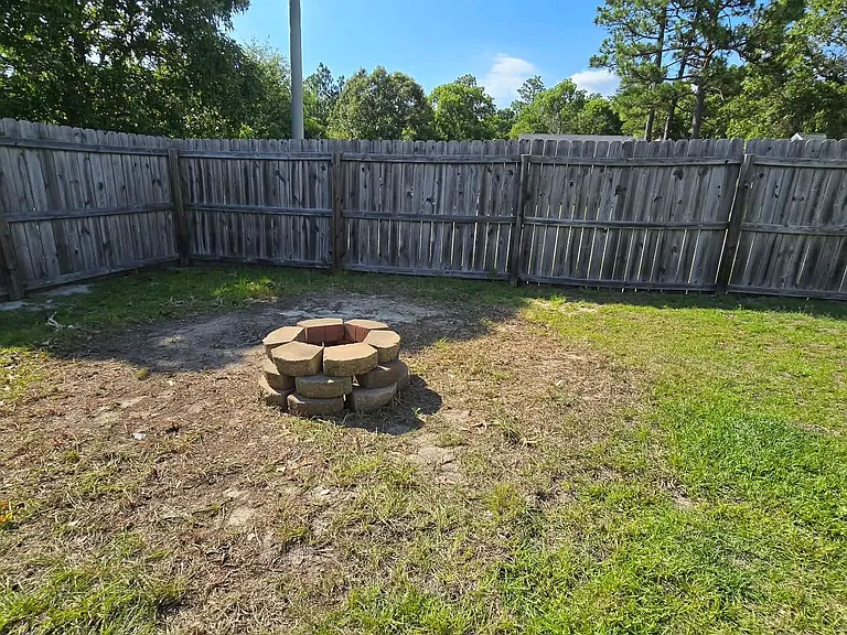 700 Rim Rd — Photo 37