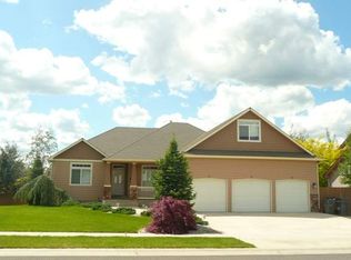 10221 N Lindeke Rd, Spokane, WA 99208