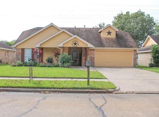 2010 Wildwood Dr, Deer Park, TX 77536