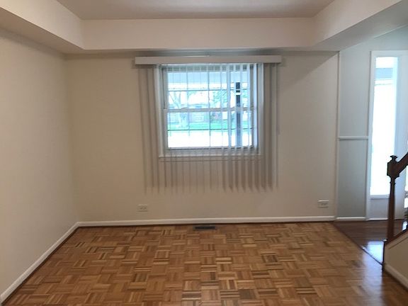 5th image of 1331 Berkenshire Ln
