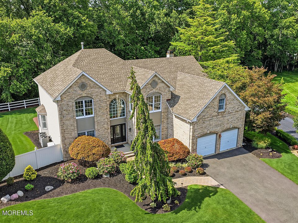 1st image of 48 Vardon Way