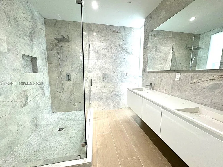 5728 NW 5th Ct #Townhouse 1 — Photo 13