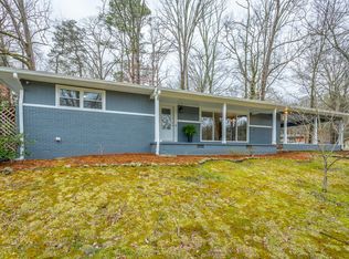 1039 Druid Dr, Signal Mountain, TN 37377