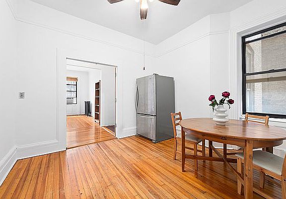 4th image of 615 W 113th St #31/32