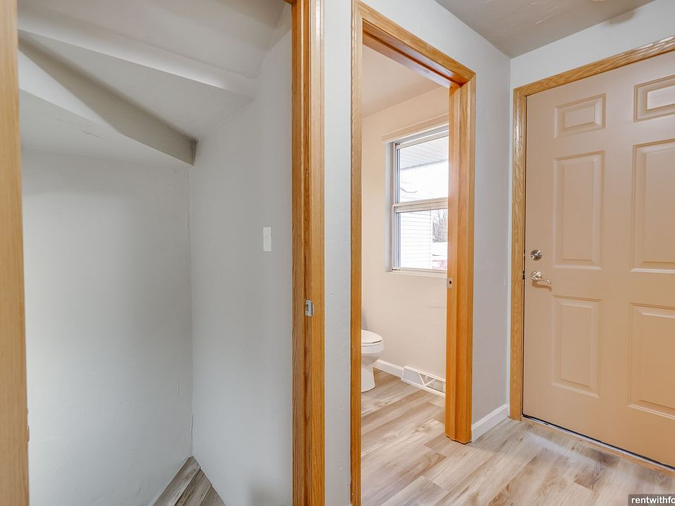 Allouez Townhomes 3951 Apartment Rentals Green Bay, WI Zillow