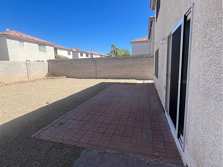 10232 Grecian Laurel Ct — Photo 18
