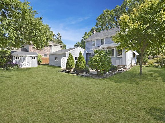 2nd image of 2519 13th Ave E