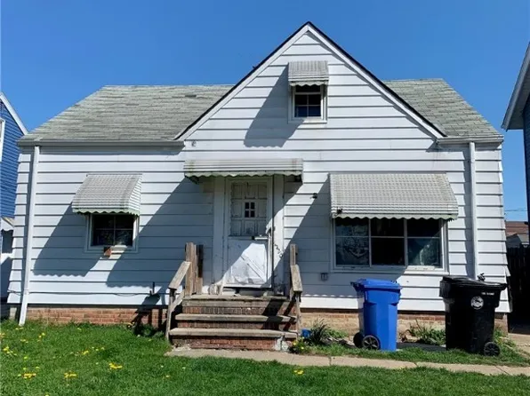 13510 Sherry Ave, Cleveland, OH 44135