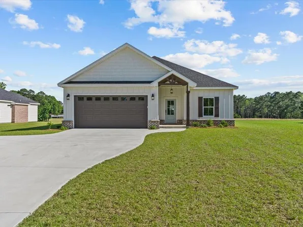 140 Oscar Godwin Rd, Dothan, AL 36301