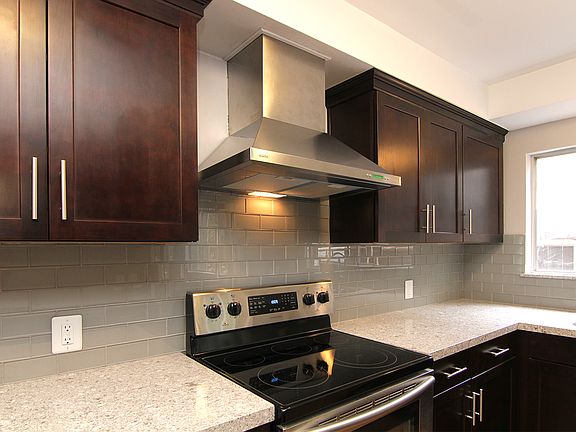3rd image of 5630 Ravenspur Dr Unit 206