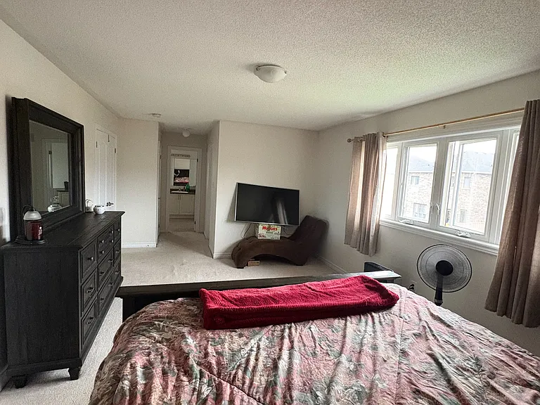 5 McCaskell St — Photo 17