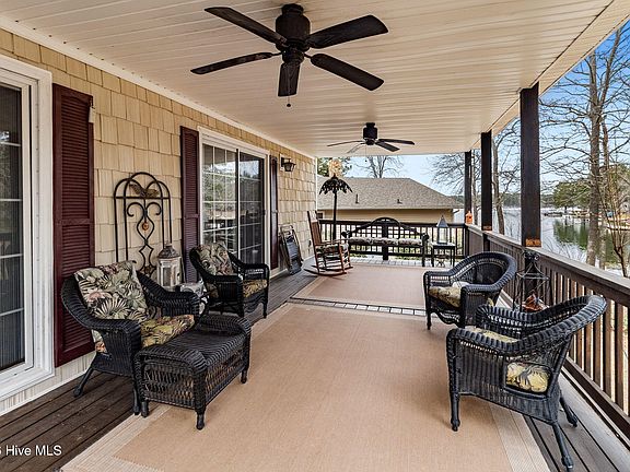 5th image of 106 Scuppernong Court