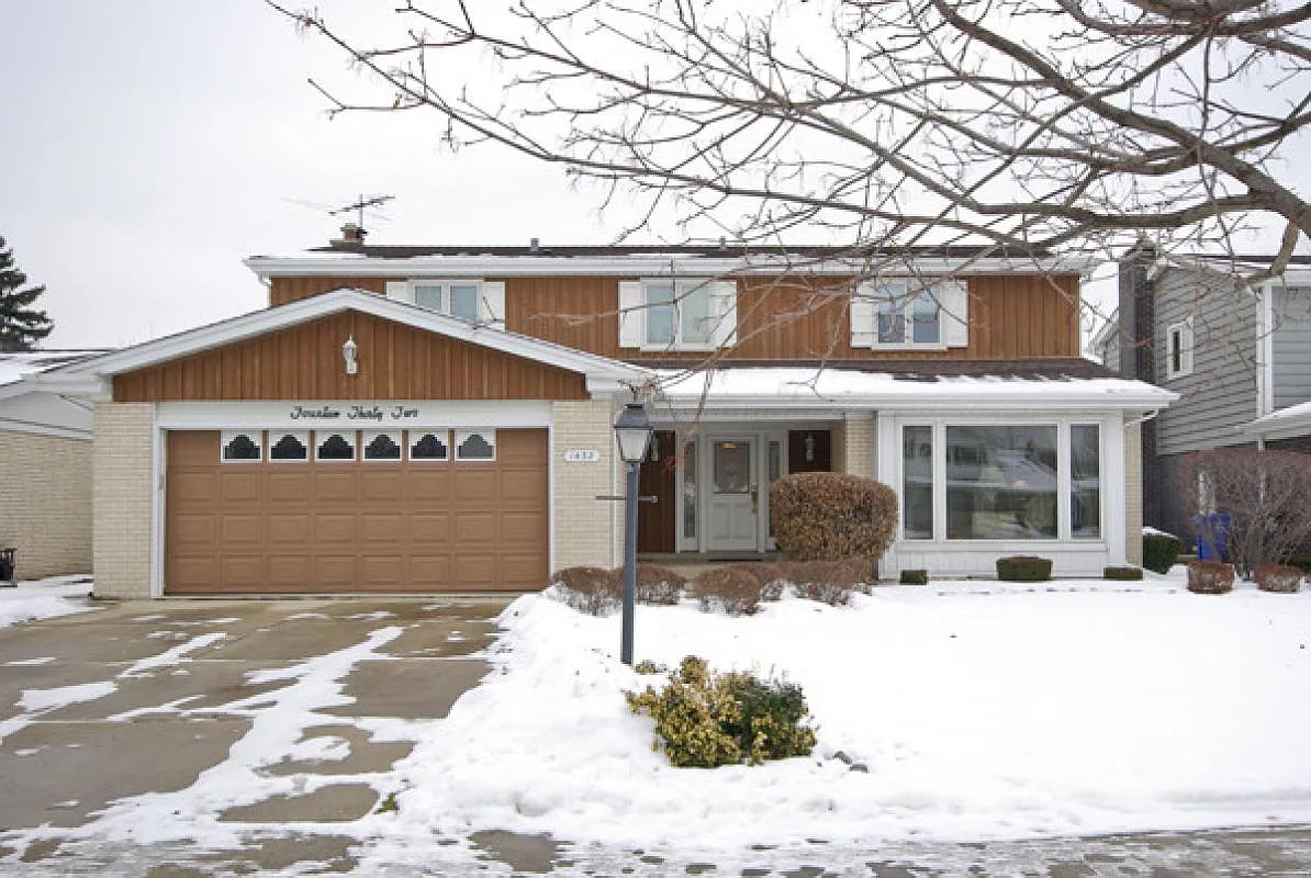1432 Lois Ave photo 1