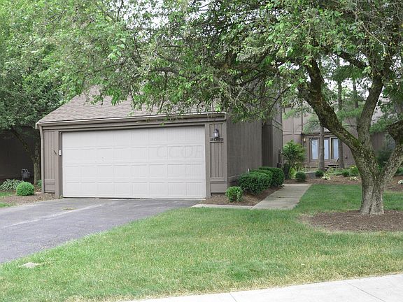4th image of 2069 Brookhurst Ave #D