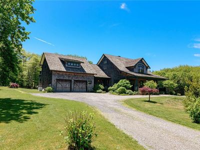 65 Blueberry Ln, Jamestown, RI, 02835