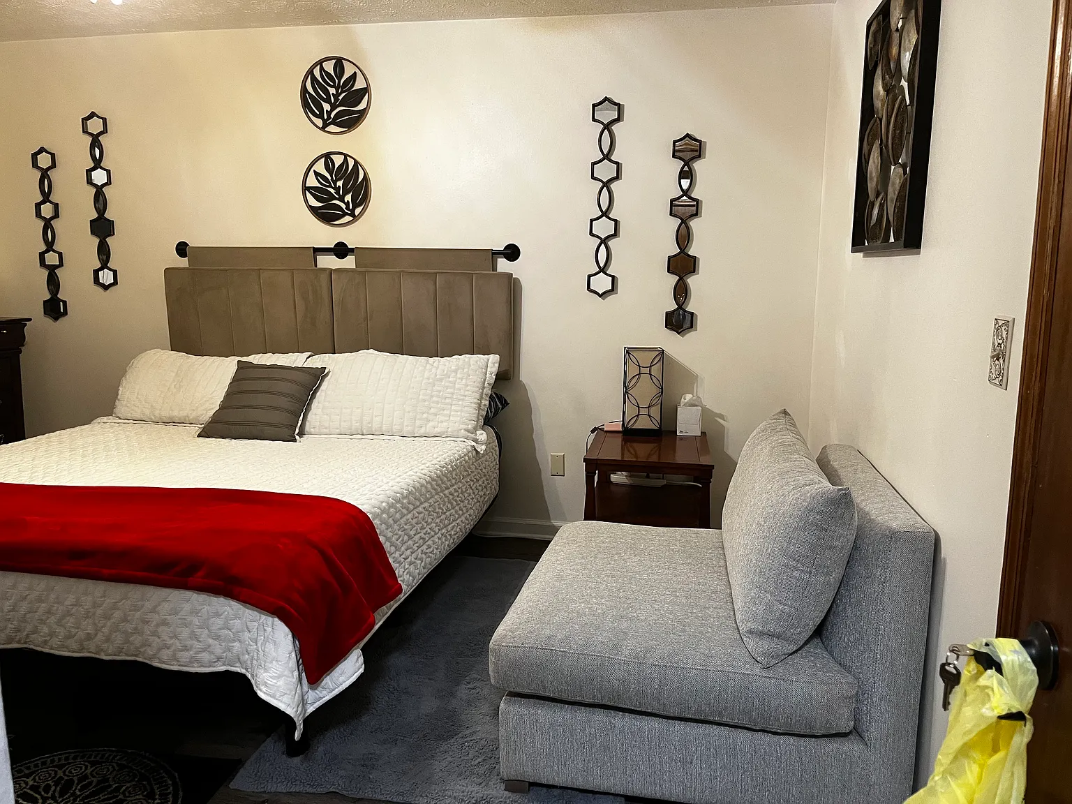 2 bed, 1025 sqft, $900 — Photo 4