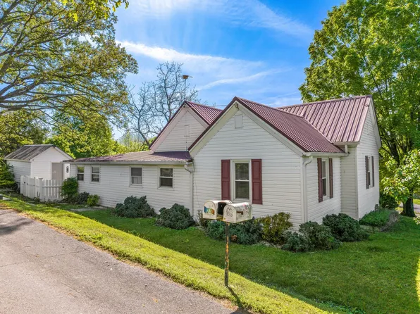 122 Highland Ave, Bulls Gap, TN 37711