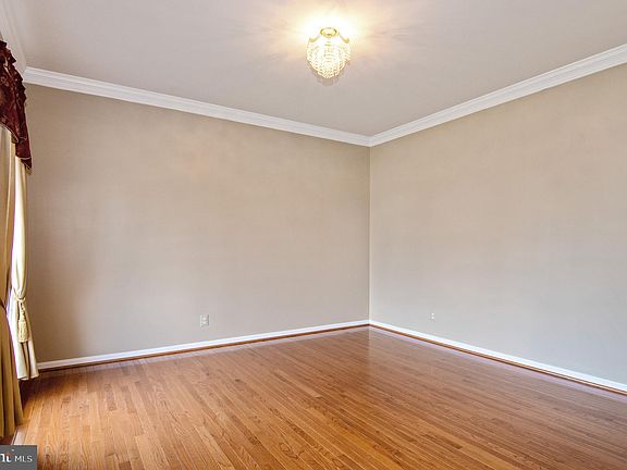 4th image of 2613 Melissa Ct