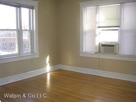 3rd image of 1444 N Lafayette St APT 09