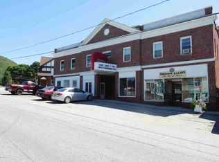 102 Riverside Dr, Chestertown, NY 12817