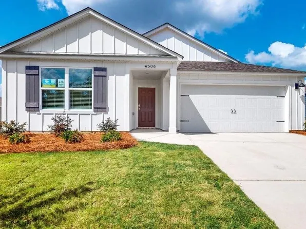 3805 Water Lily Ln, Northport, AL 35473