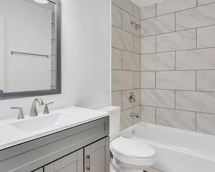 1794 W Shannon Cir — Photo 16
