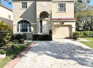 409 NW 87th Ln, Pompano Beach, FL 33071