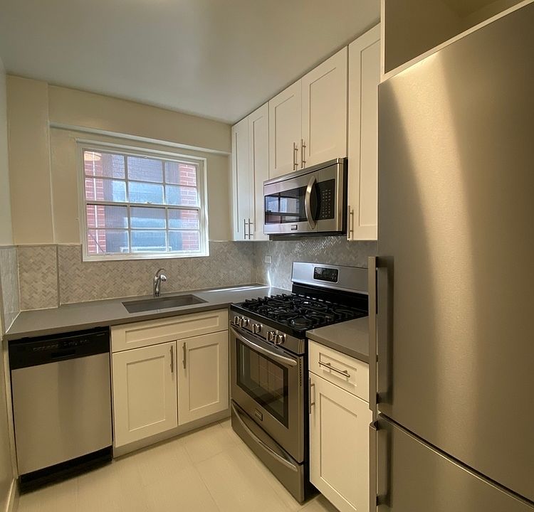1st image of 160 E 88th St #6JW