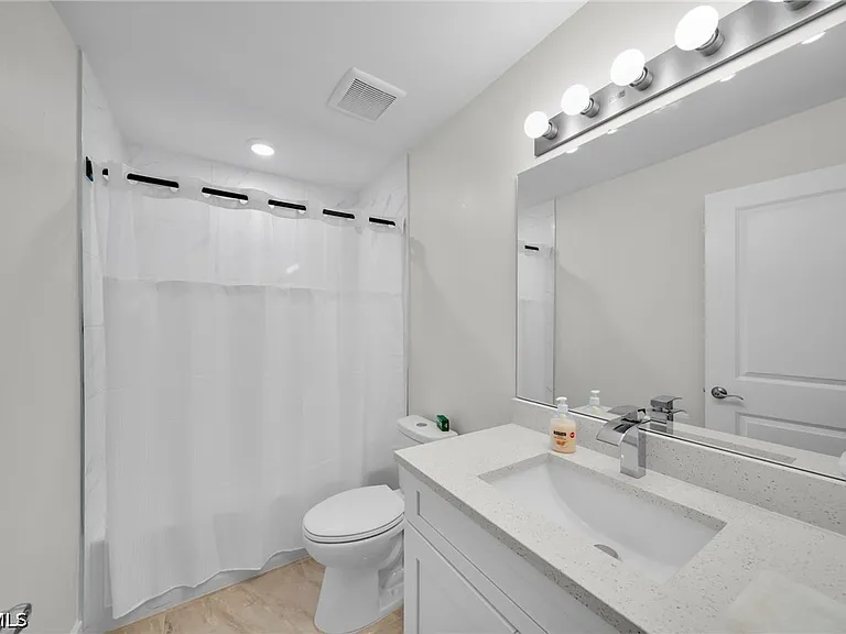 903A Albany Ave — Photo 32
