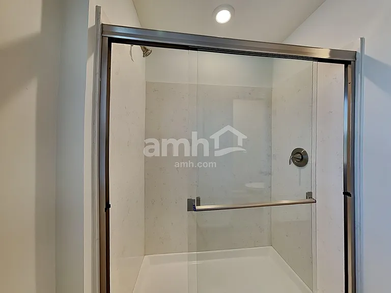 315 Pine Hill Ct — Photo 11