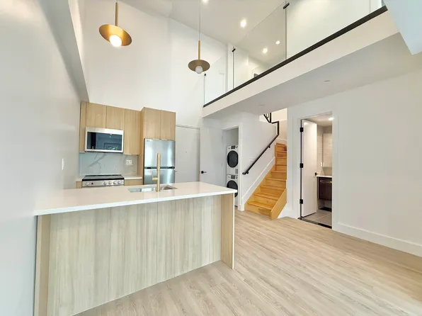 78 Beaver Street 2B image 3 of 18