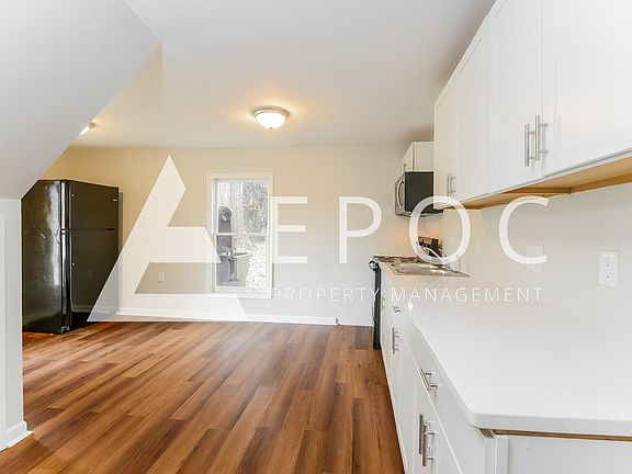 4th image of 615 Kivett St