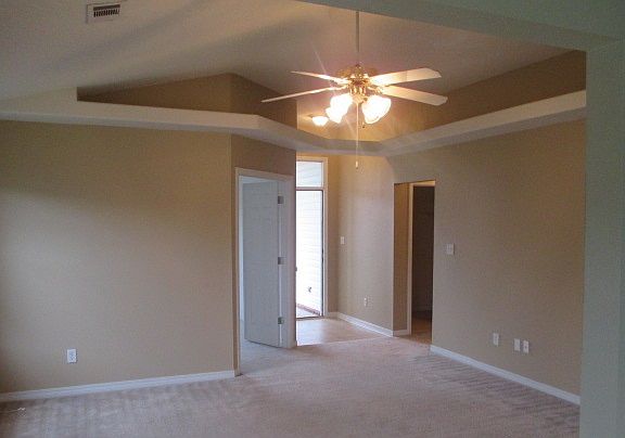 3rd image of 896 Sterling Way