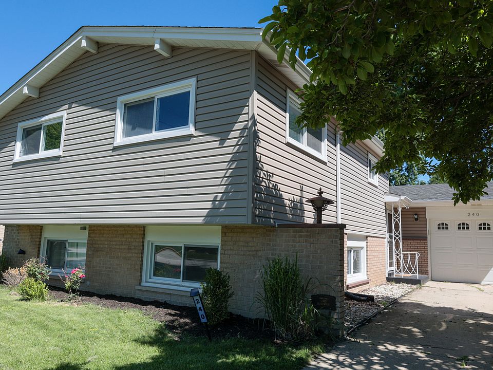 1st image of 240 Brentwood Dr