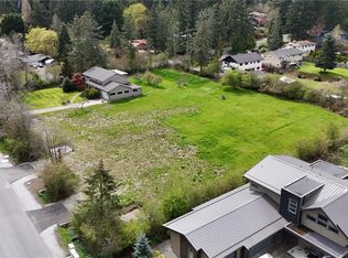 10814 Derrick Rd, North Saanich, BC V8L5M5