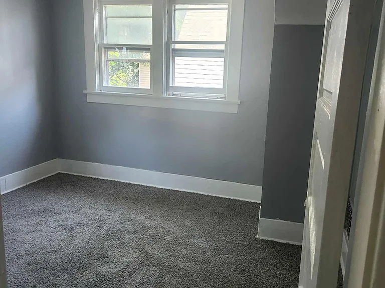 222 Washington St — Photo 9