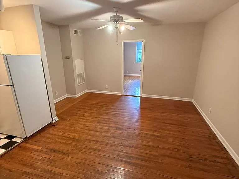 Andrews Court — Photo 9