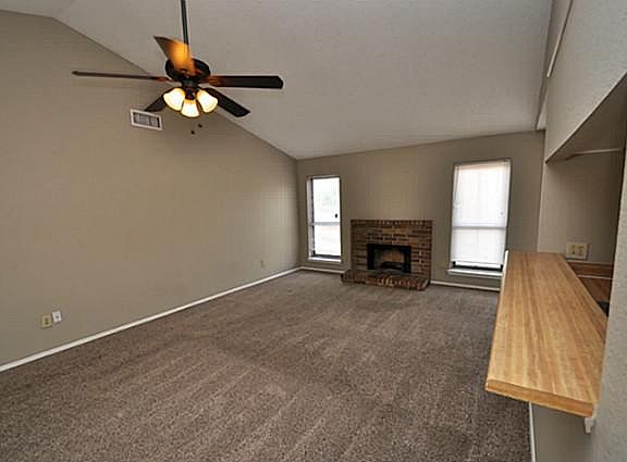 4th image of 4225 Glen Pines Ct