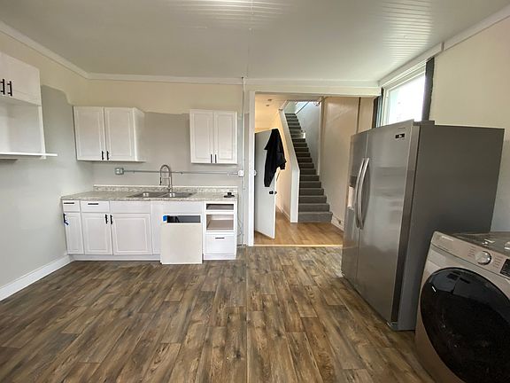 5th image of 328 W Church St #2