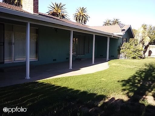 5th image of 718 E Las Palmas Ave