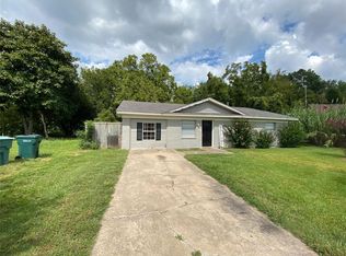 1305 W Churchill Way, Sherman, TX 75092