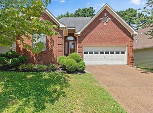 2745 Fleet Dr, Hermitage, TN 37076